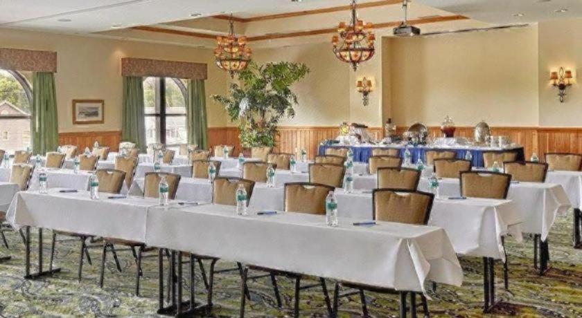 מירטל ביץ' Island Vista Resort מראה חיצוני תמונה