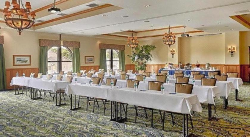 מירטל ביץ' Island Vista Resort מראה חיצוני תמונה